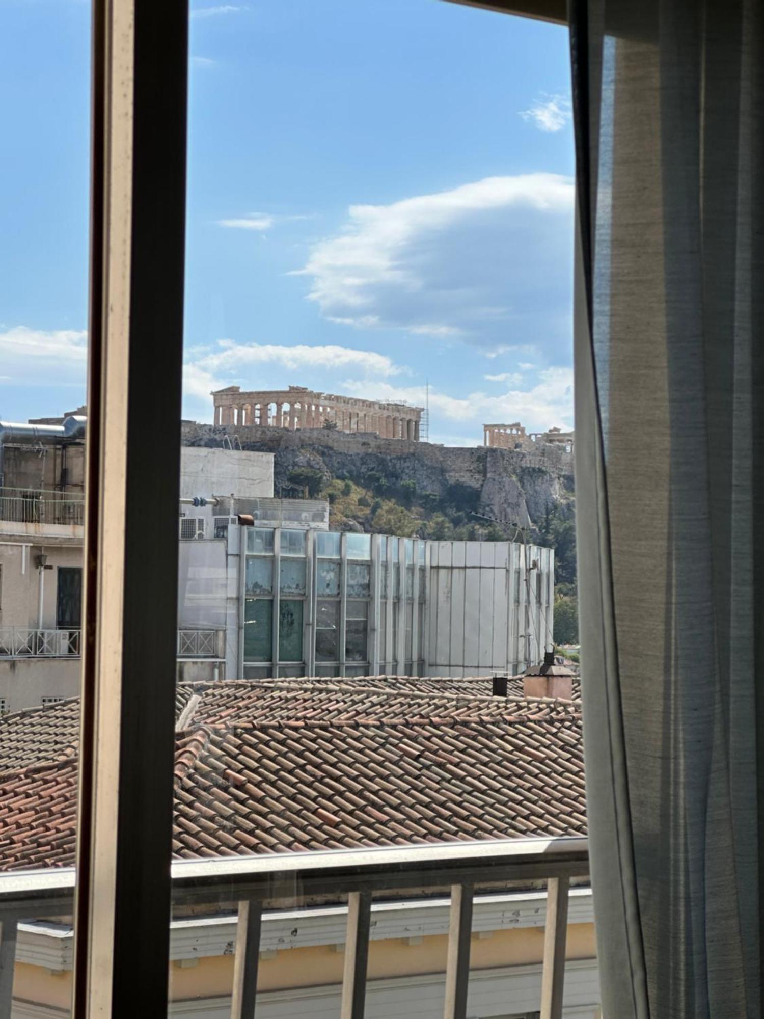 2 Bd Apt In Syntagma With Acropolis View Atenas Exterior foto